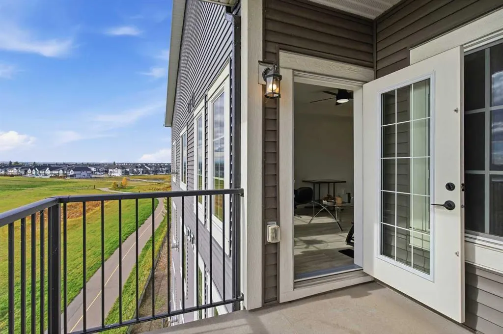 99 Copperstone Park SE #2410