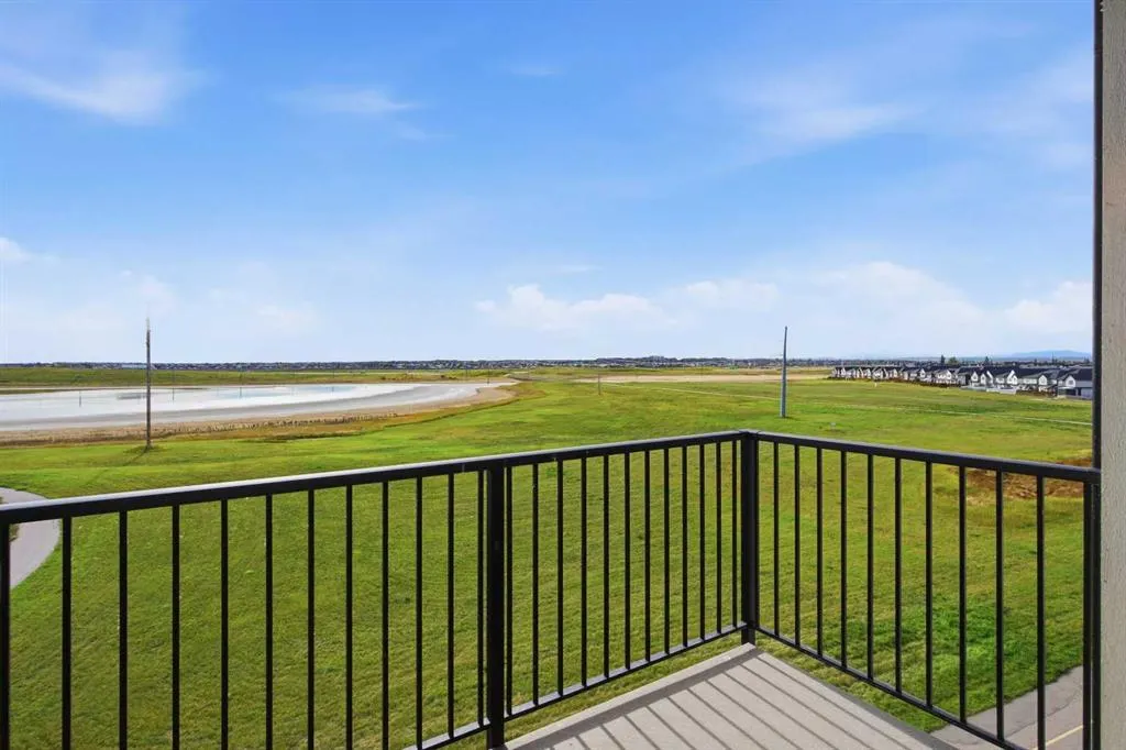 99 Copperstone Park SE #2410