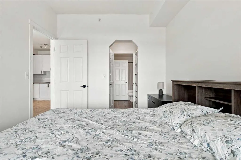 99 Copperstone Park SE #2410