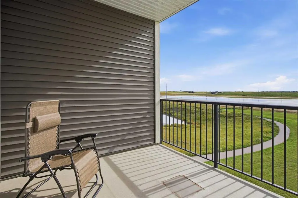 99 Copperstone Park SE #2410