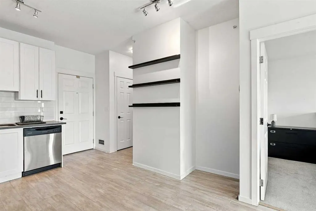 99 Copperstone Park SE #2410
