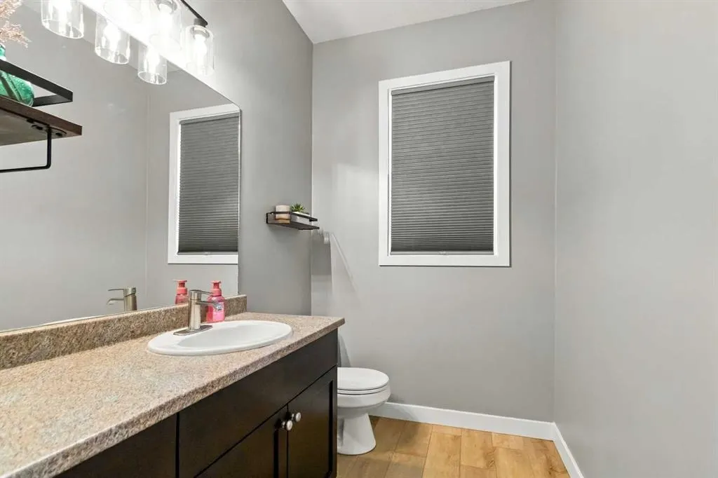 253 Grosbeak Way