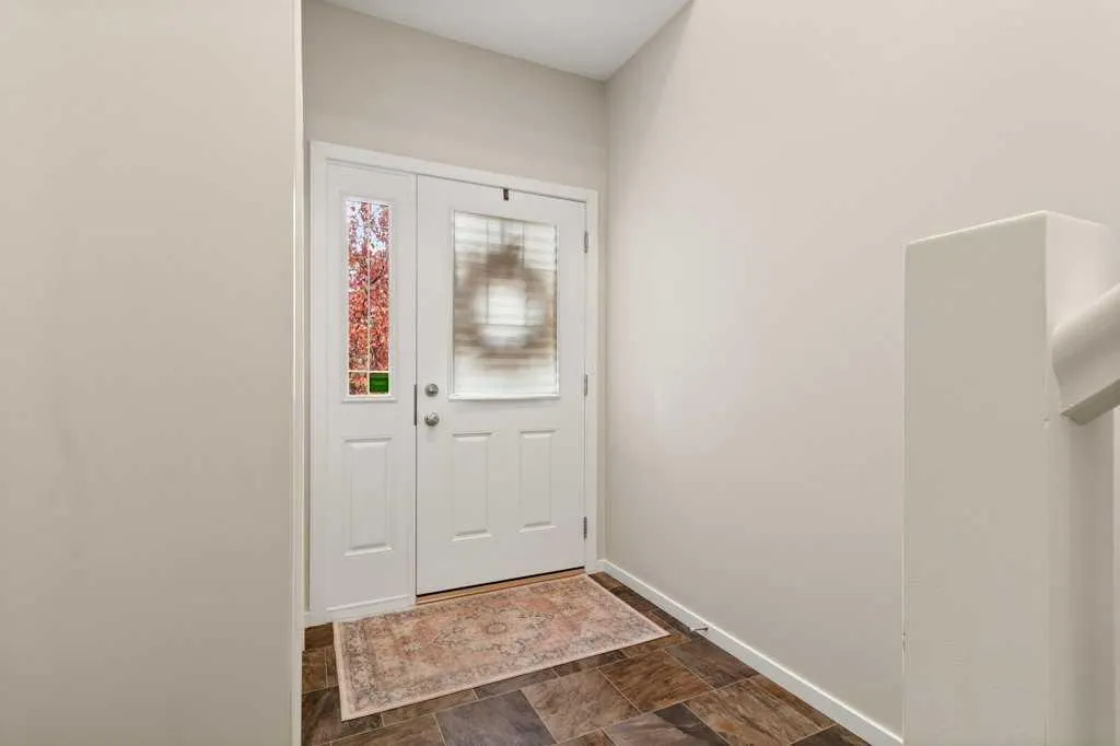 5301 Windward Place #9