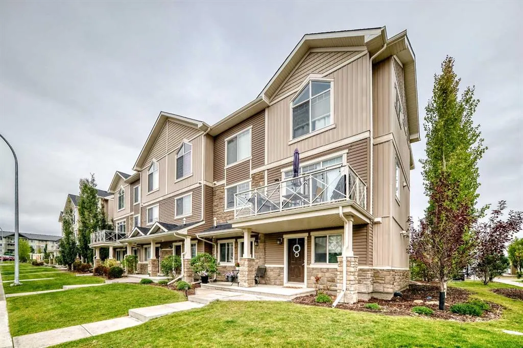 97 Skyview Ranch Manor NE