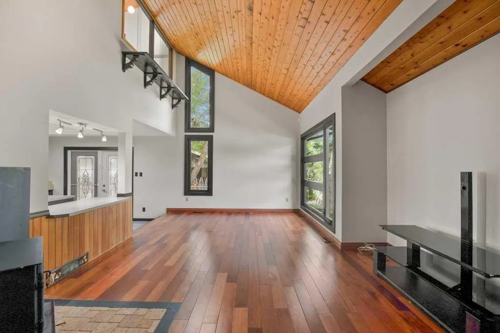 130 Westview Drive