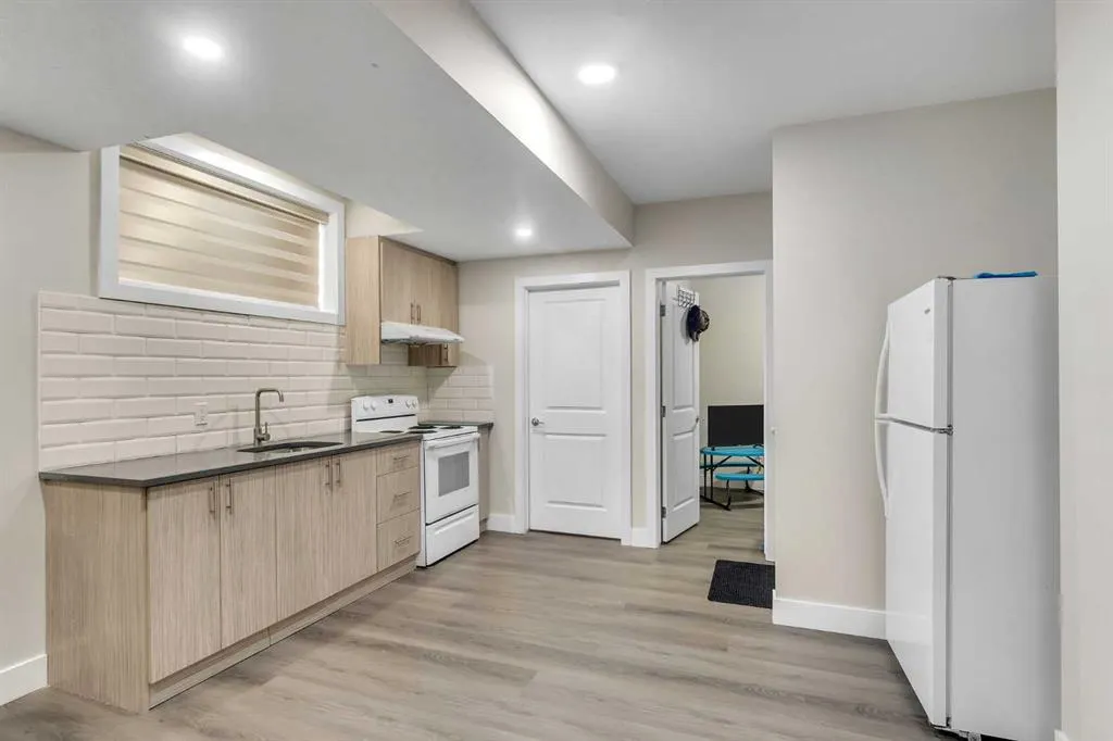 159 Waterford Heights