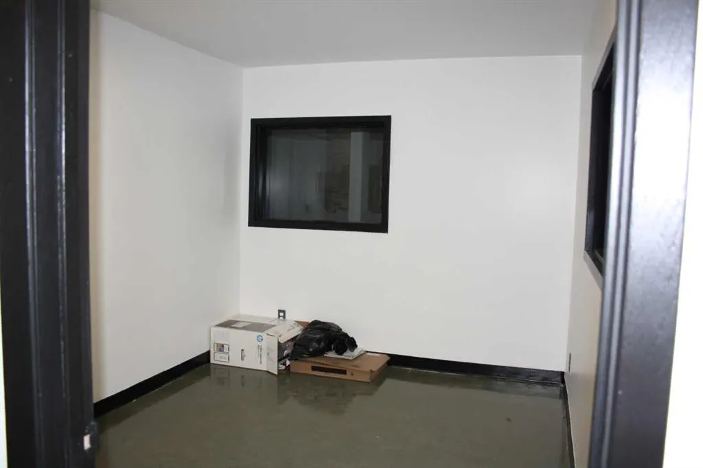 104 East Lake Boulevard NE #200