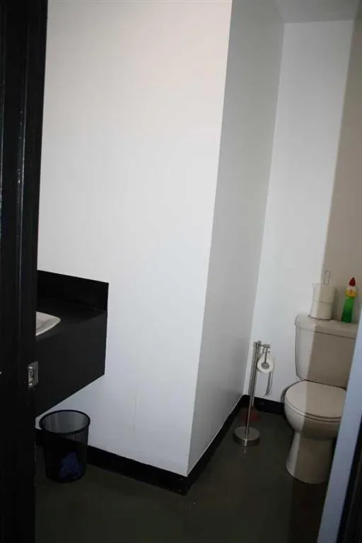 104 East Lake Boulevard NE #200