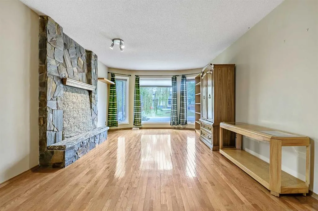 25 Downey Road