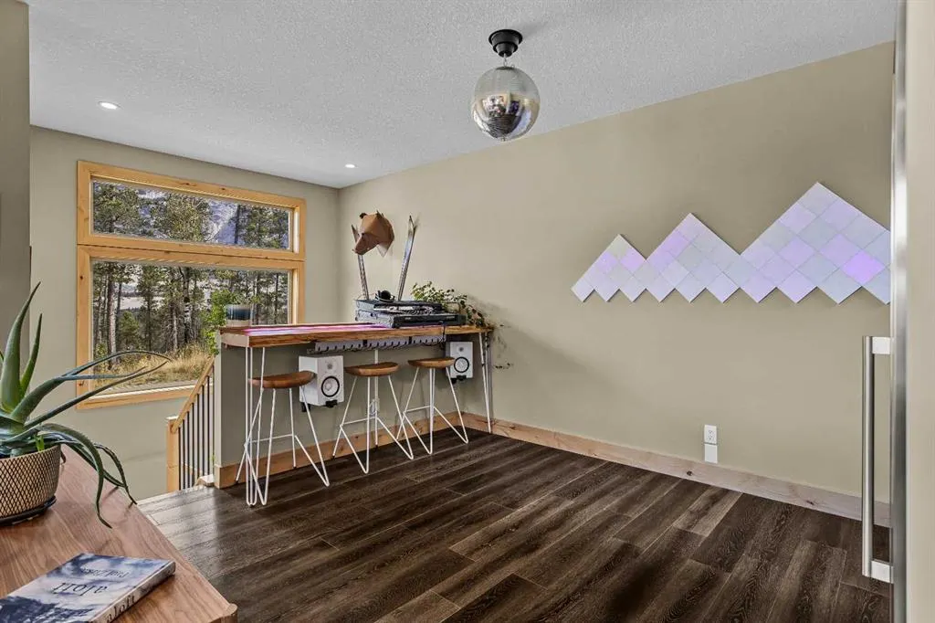 102 Stewart Creek Rise #101