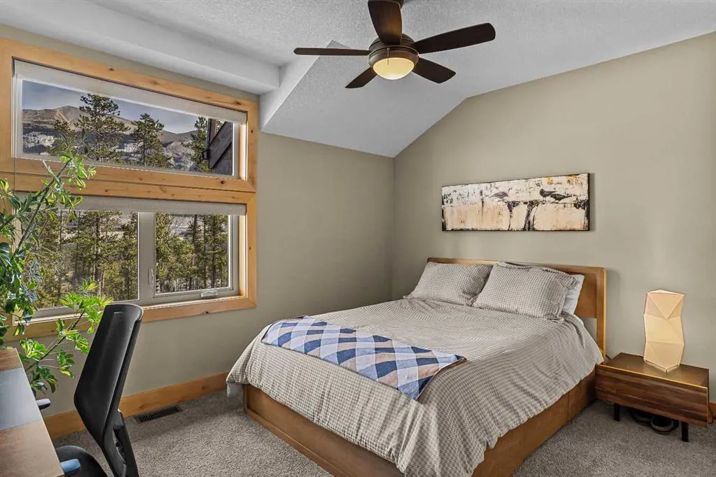 102 Stewart Creek Rise #101