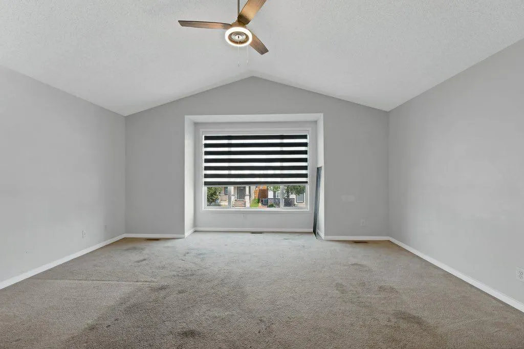 33 Skyview springs Road NE
