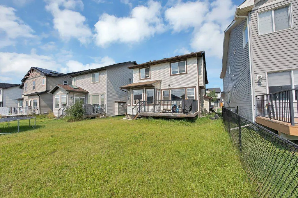 33 Skyview springs Road NE