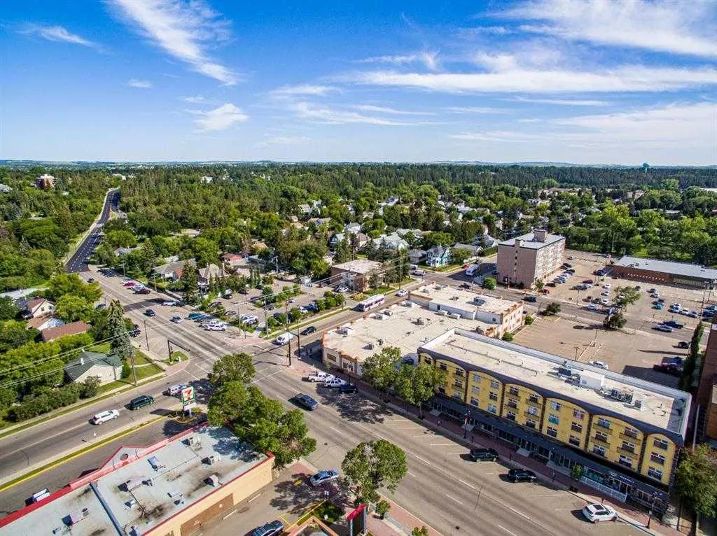 4820 47 Avenue #405