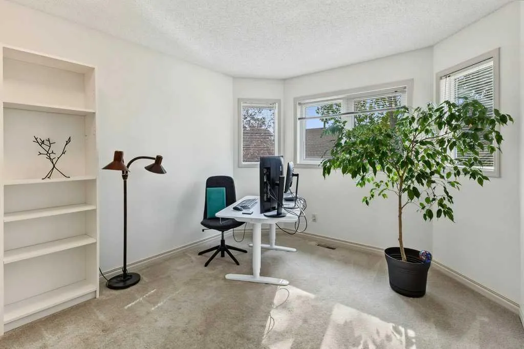205 Edgedale Gardens NW