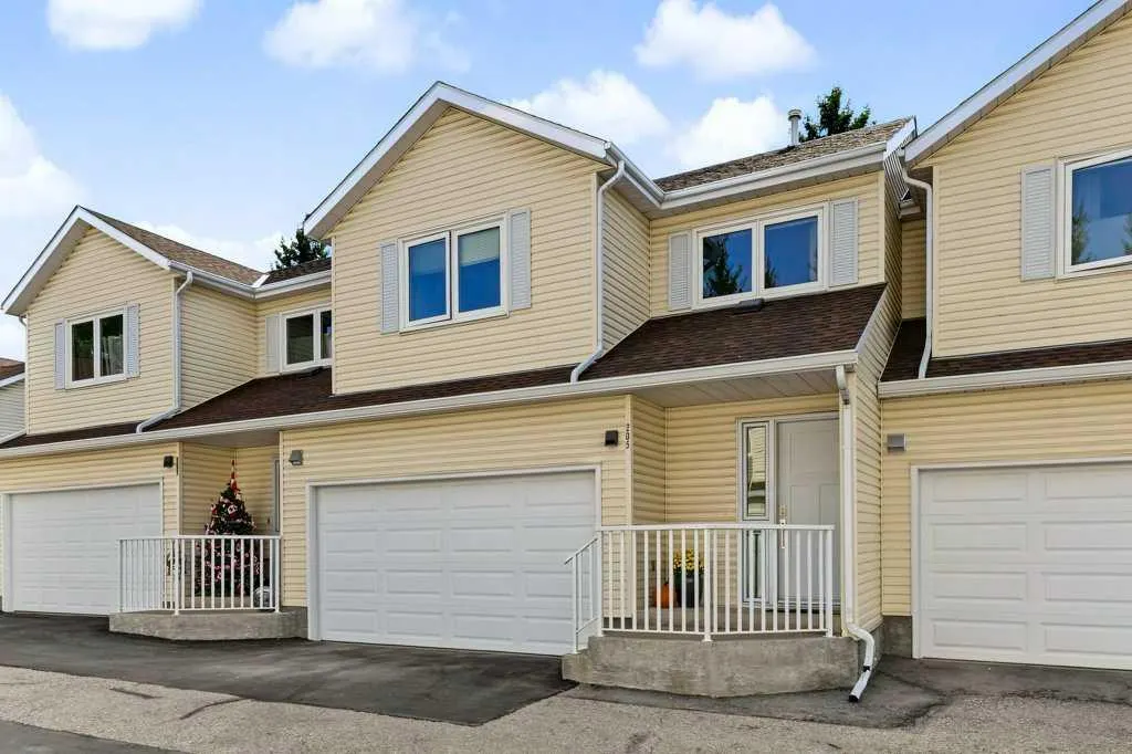 205 Edgedale Gardens NW