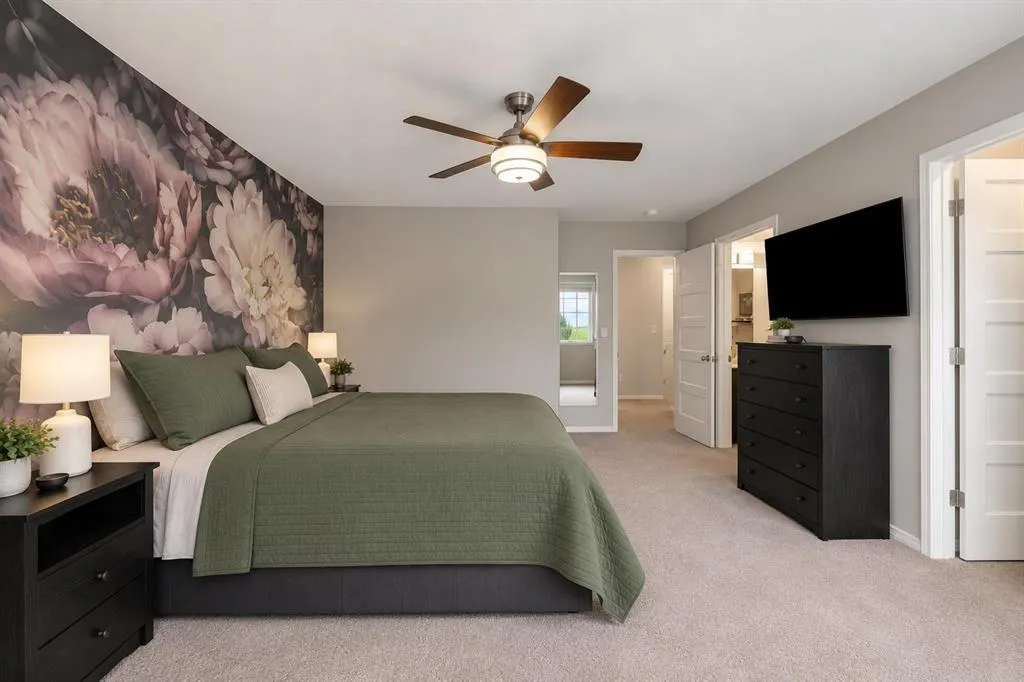 27 Golden Crescent