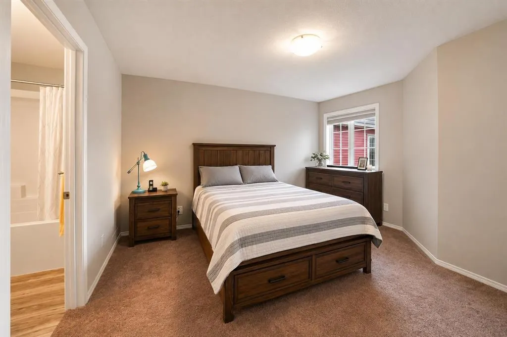 27 Golden Crescent