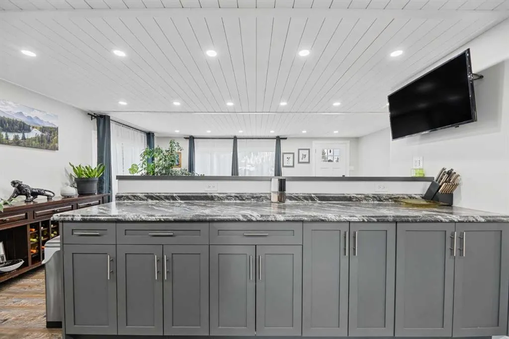 169 Spring Haven Mews SE