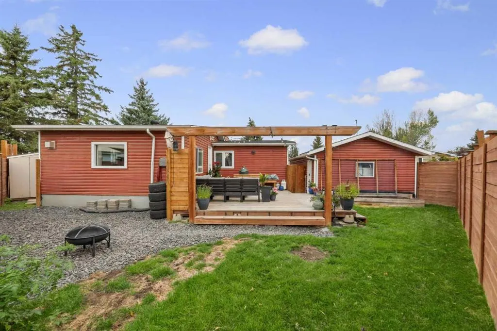 169 Spring Haven Mews SE