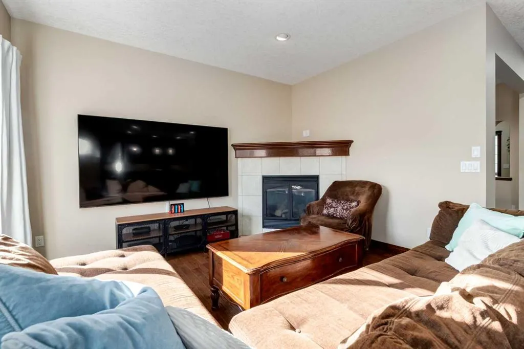 43 Cougar Plateau Circle SW