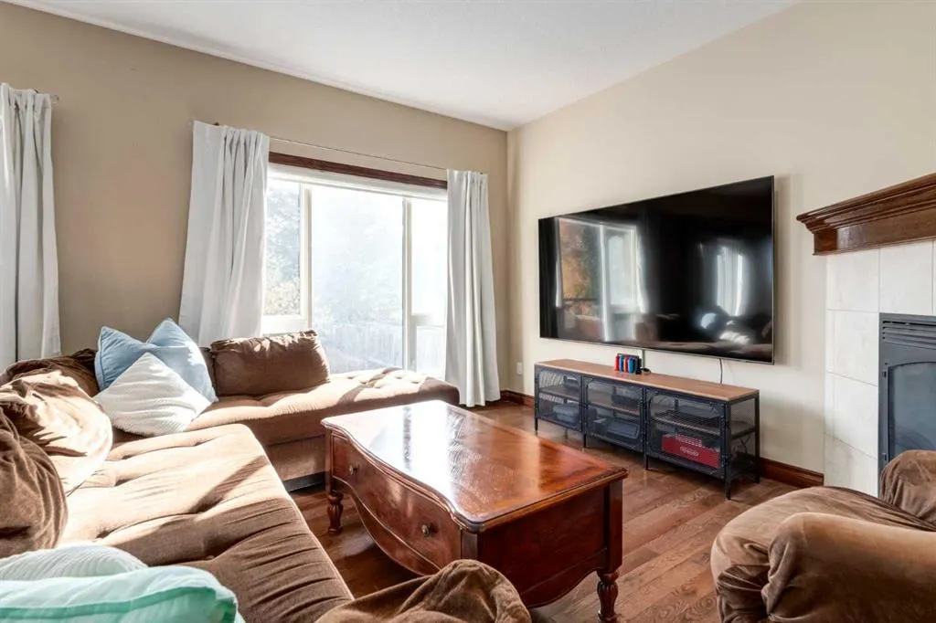43 Cougar Plateau Circle SW