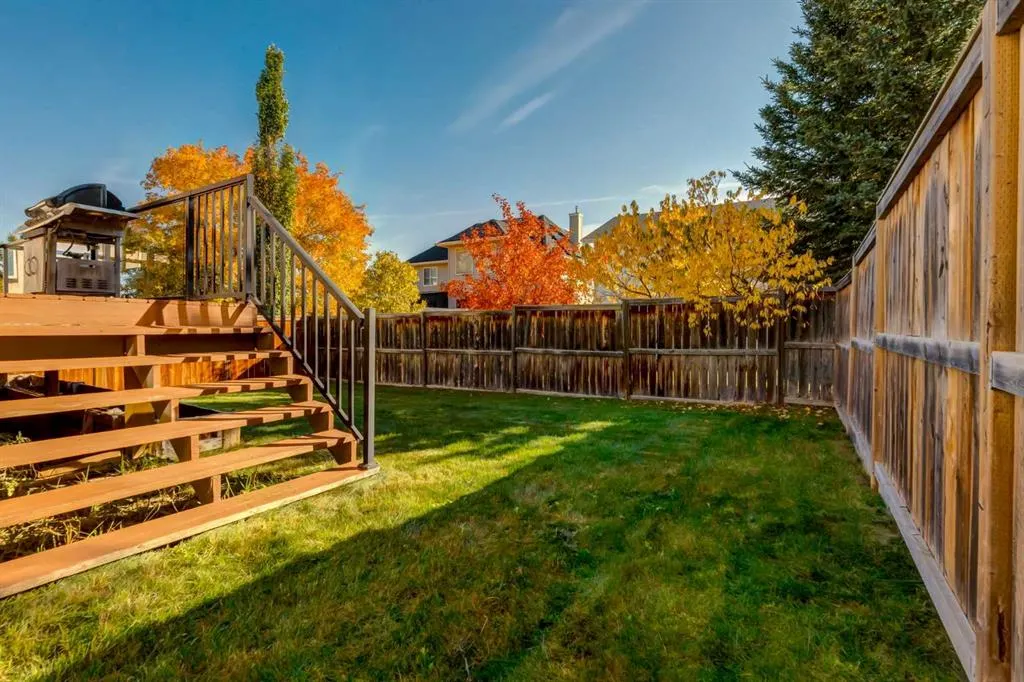 43 Cougar Plateau Circle SW