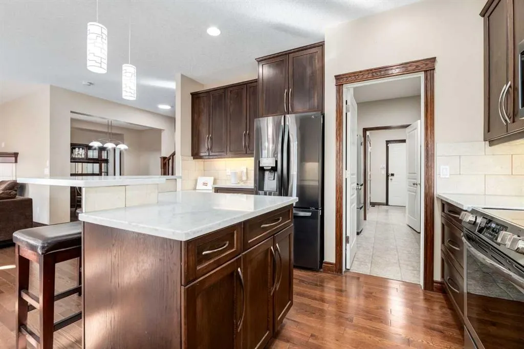 43 Cougar Plateau Circle SW