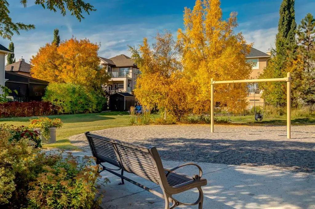 43 Cougar Plateau Circle SW
