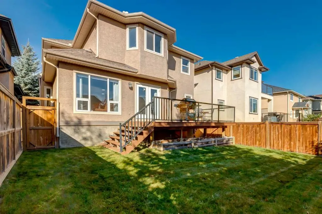43 Cougar Plateau Circle SW