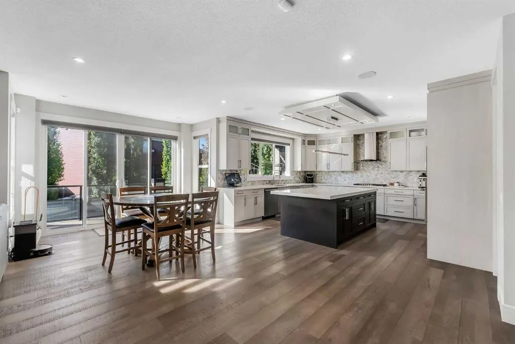 193 Aspenmere Circle