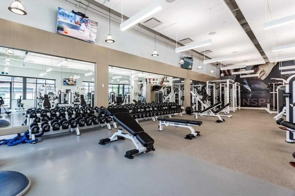 122 Mahogany Centre SE #412