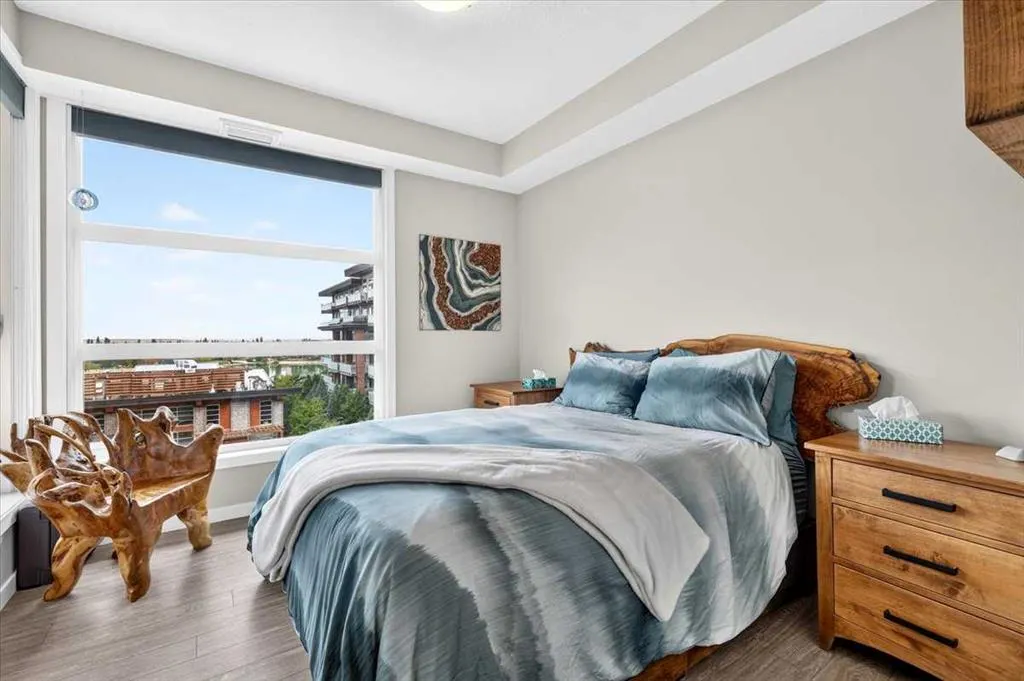 122 Mahogany Centre SE #412