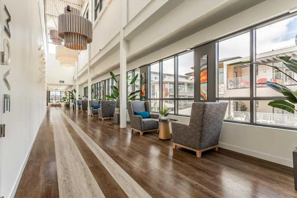 122 Mahogany Centre SE #412