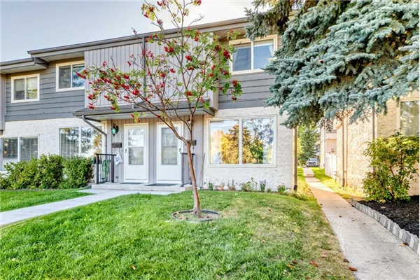 999 Canyon Meadows Drive SW