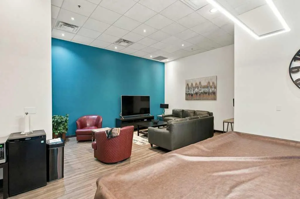 836 15 Avenue SW #503