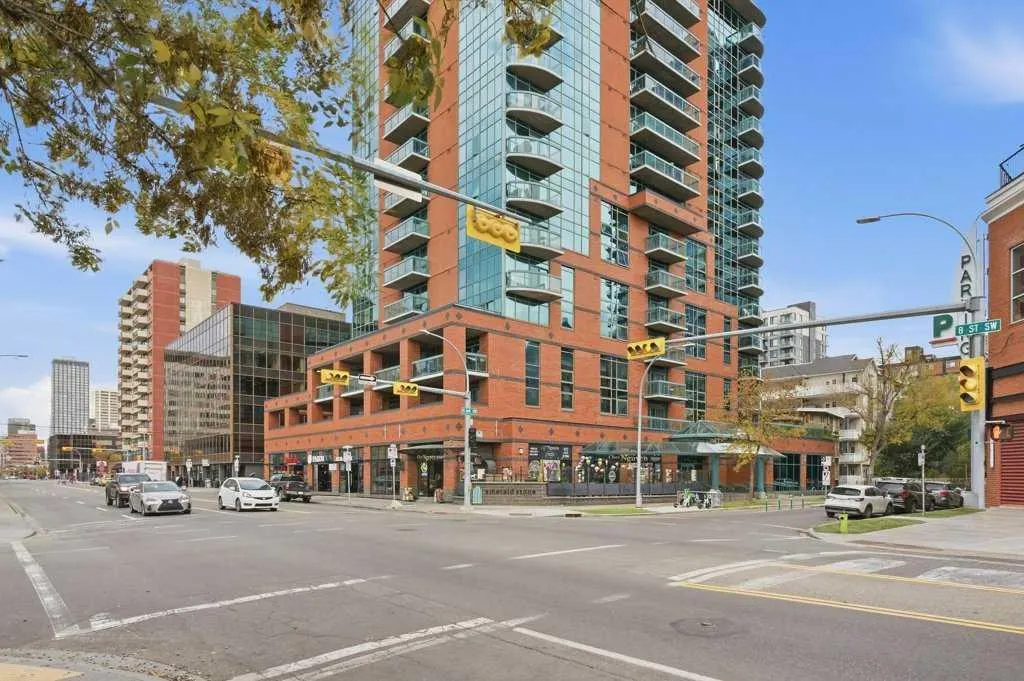 836 15 Avenue SW #503