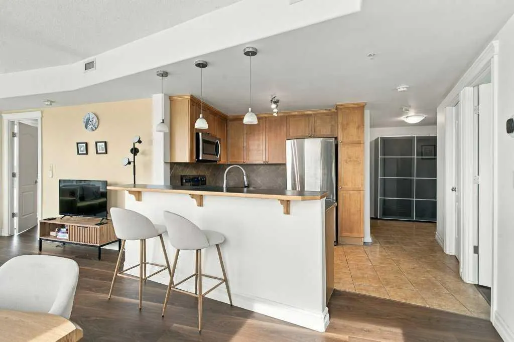 836 15 Avenue SW #503