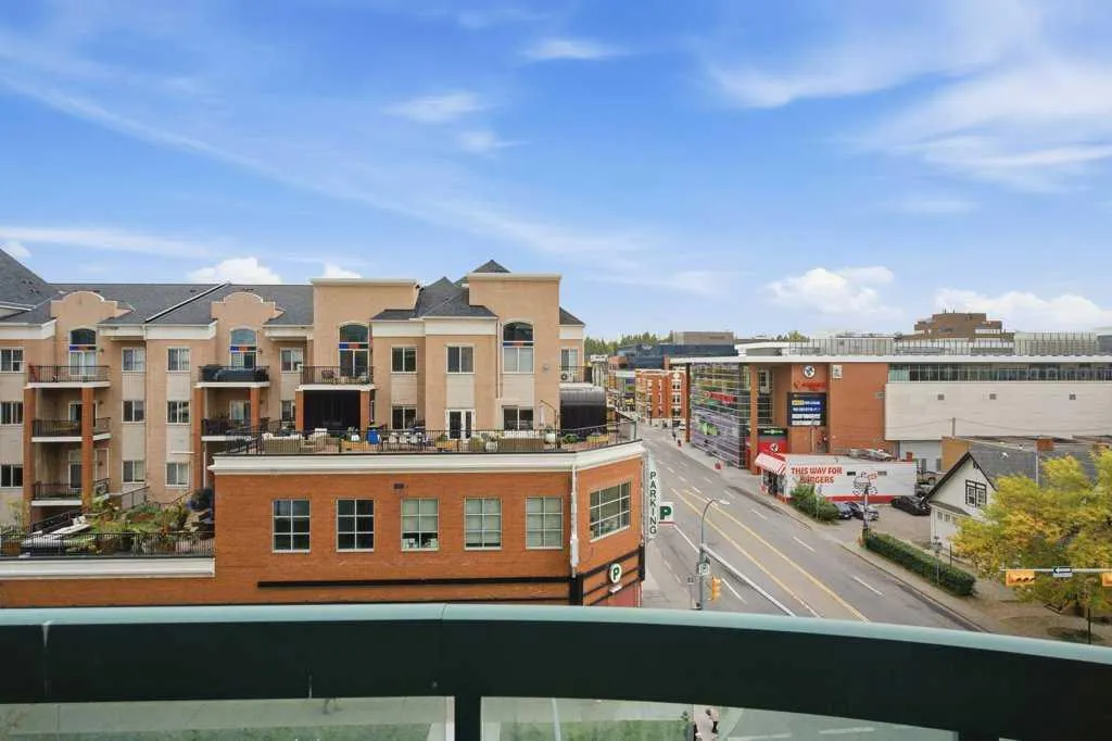 836 15 Avenue SW #503