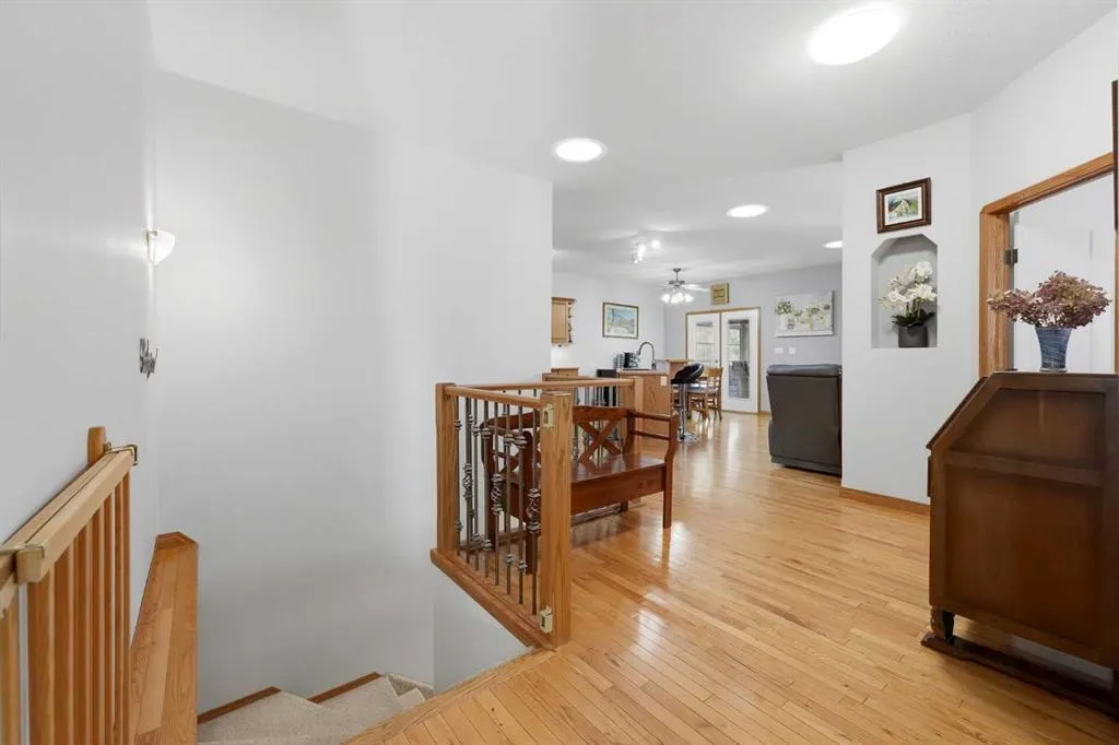 104 Ackerman Crescent