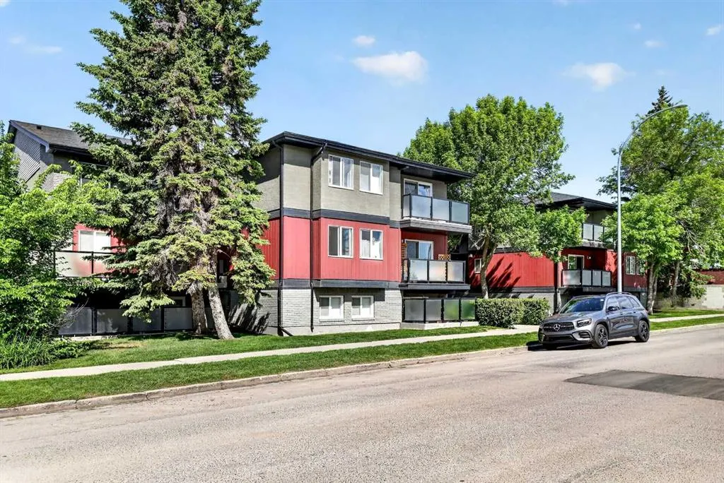 1915 26 Street SW #204