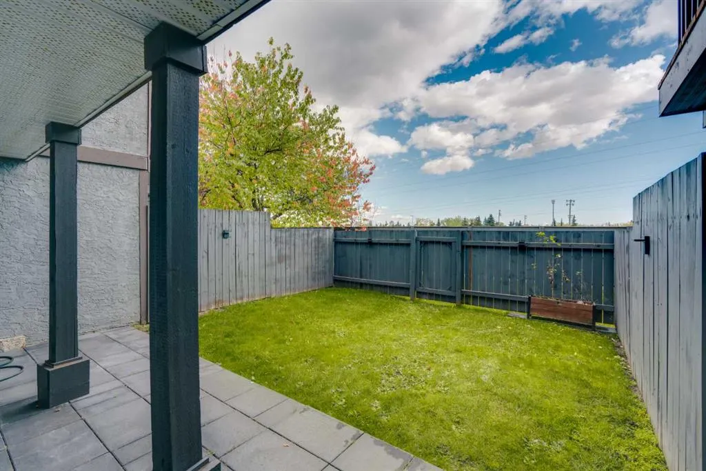 1205 Signal Hill Green SW