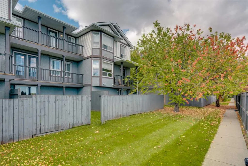 1205 Signal Hill Green SW