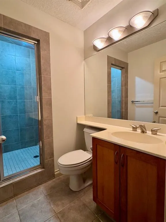 24 Hemlock Crescent SW #1108