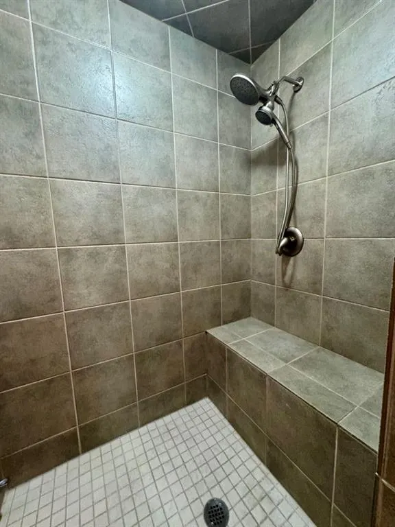 24 Hemlock Crescent SW #1108