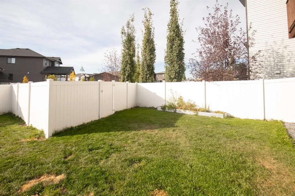 234 LIVINGSTON Close