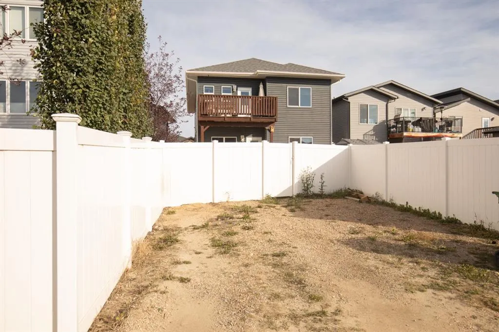 234 LIVINGSTON Close