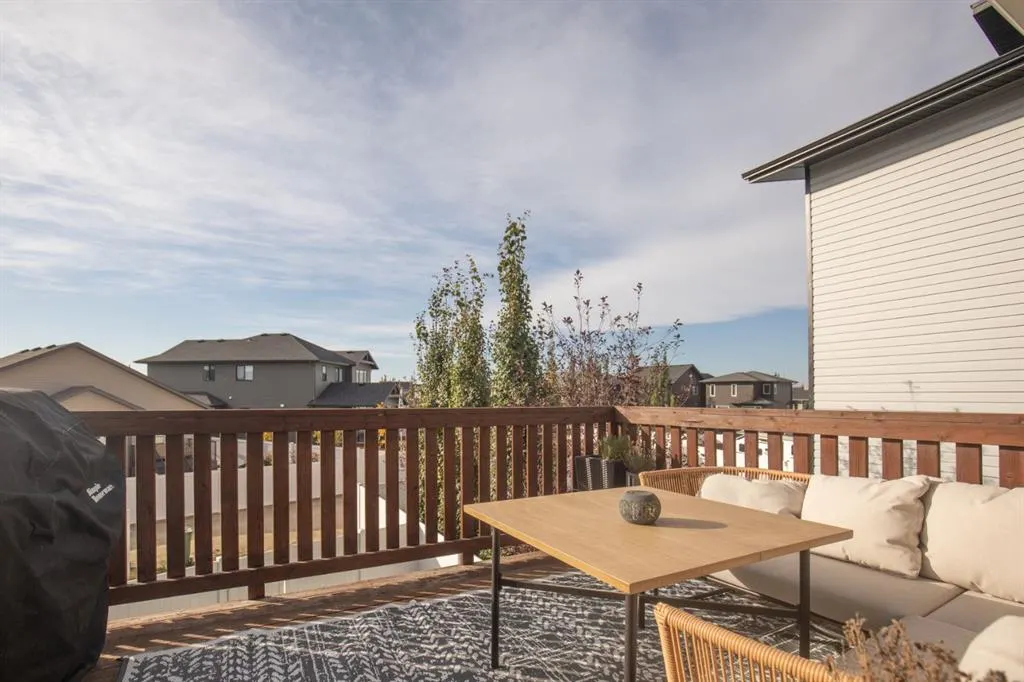 234 LIVINGSTON Close