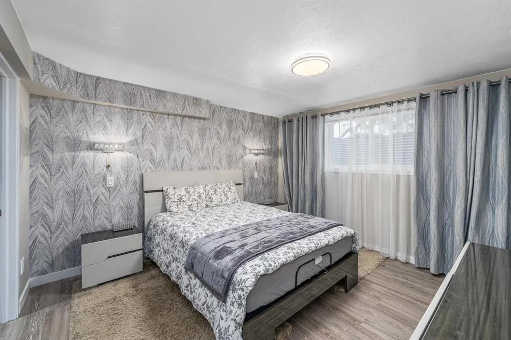 158 Mahogany Grove SE