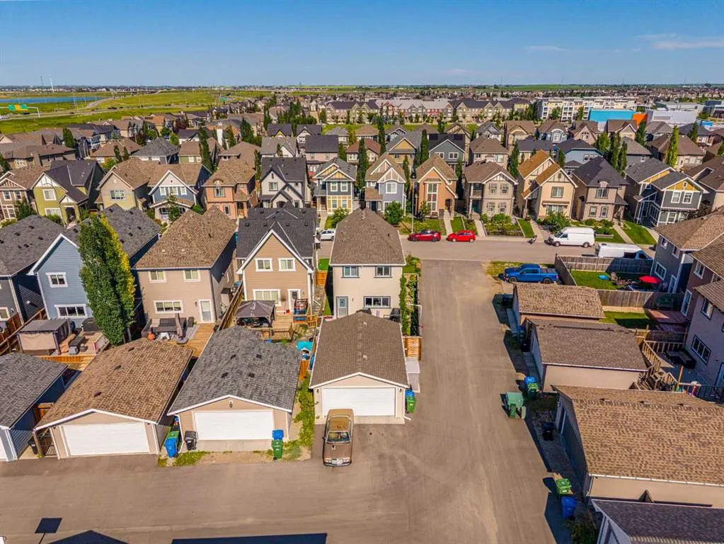 158 Mahogany Grove SE